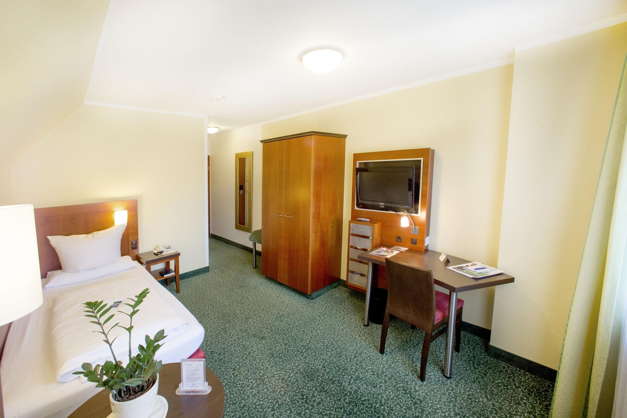 Veitshöchheim Hotel Weisses Lamm מראה חיצוני תמונה