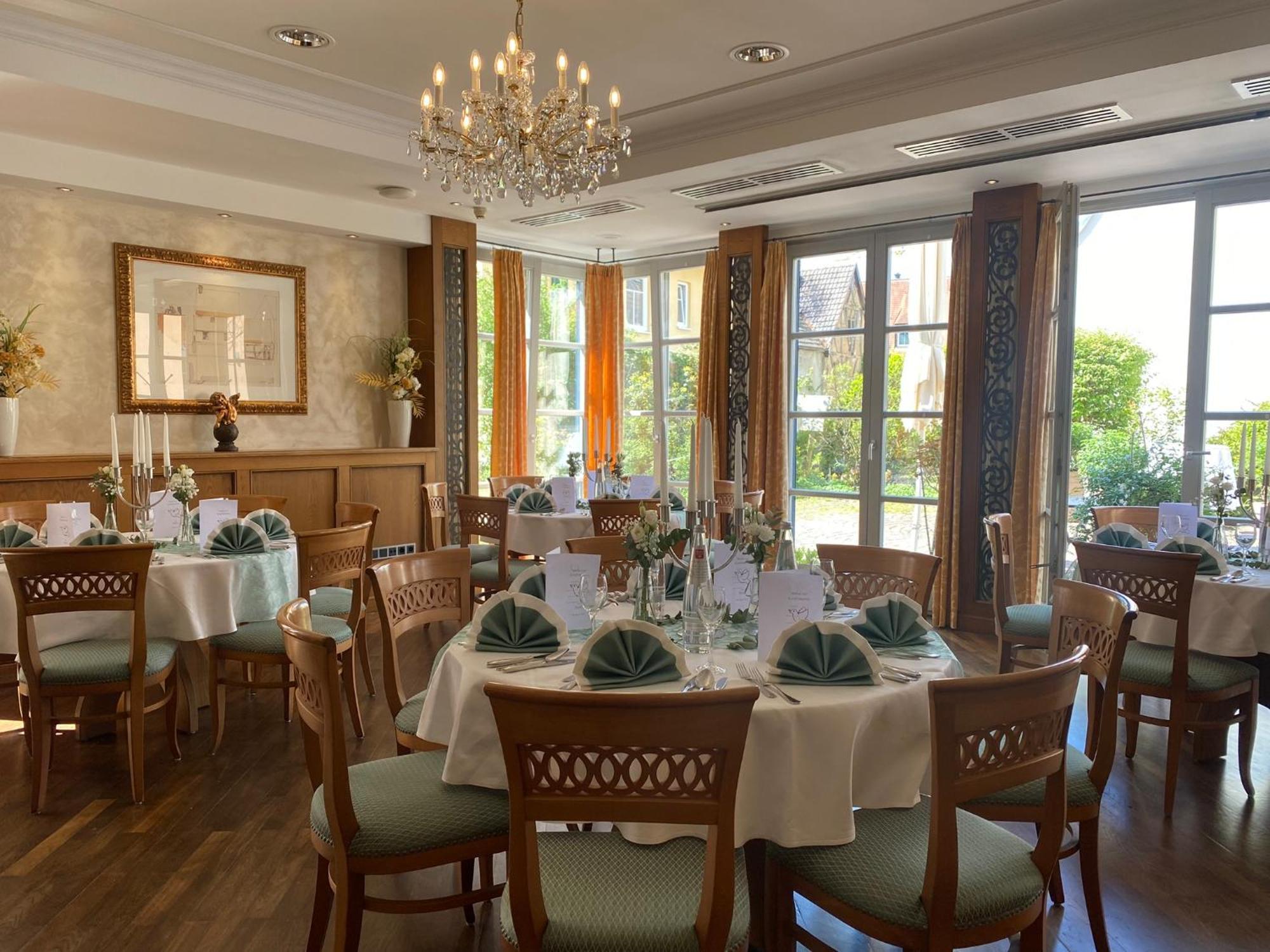 Veitshöchheim Hotel Weisses Lamm מראה חיצוני תמונה