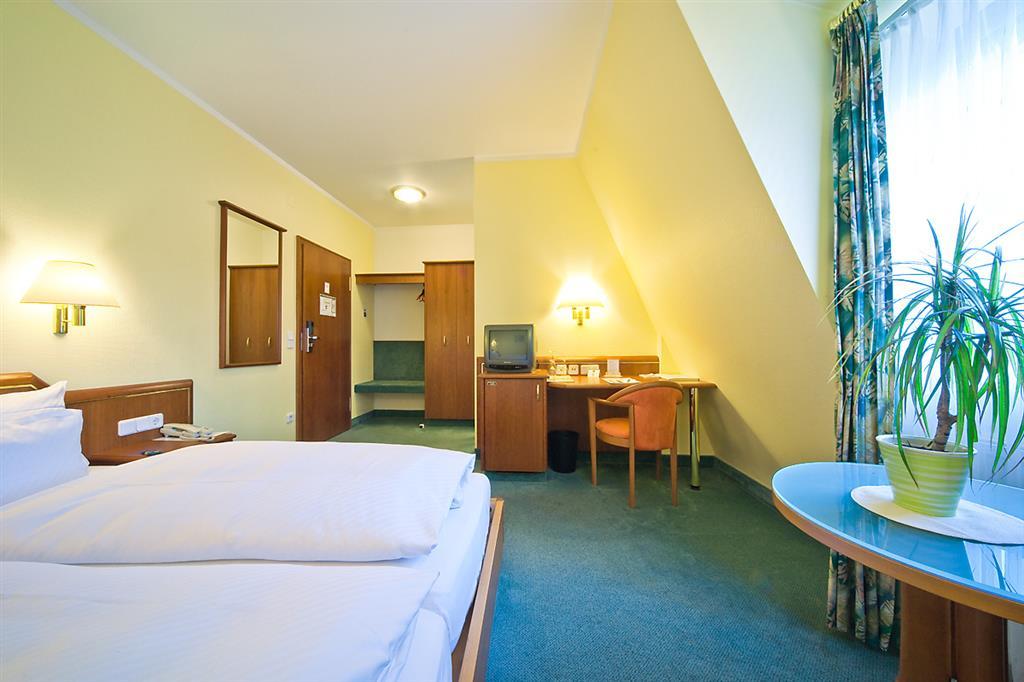 Veitshöchheim Hotel Weisses Lamm חדר תמונה
