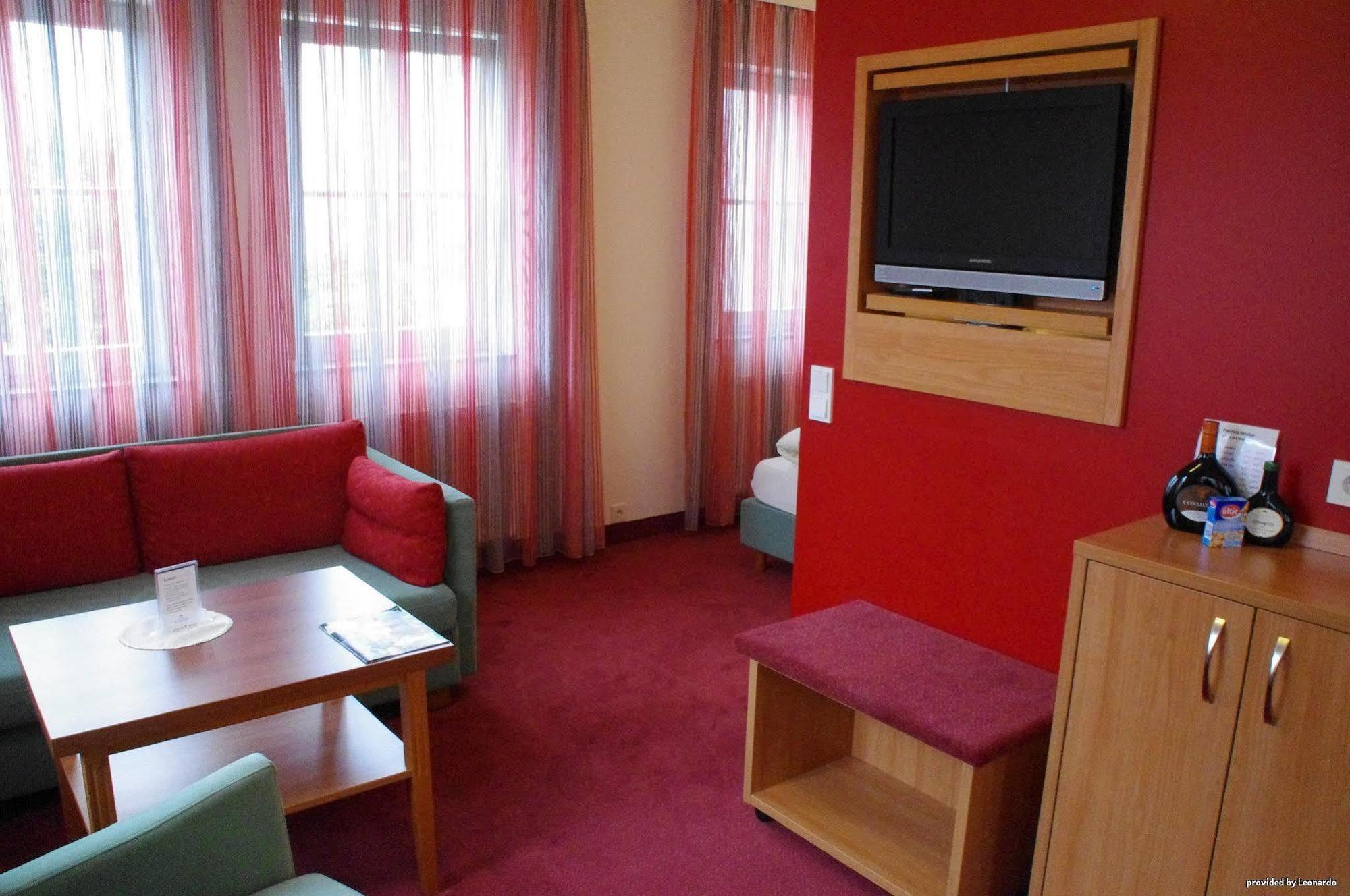 Veitshöchheim Hotel Weisses Lamm מראה חיצוני תמונה